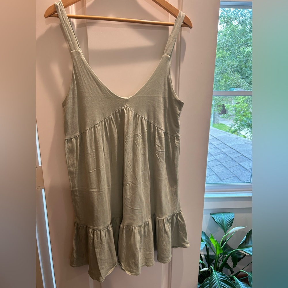 Green over the knee Pull&bear dress
